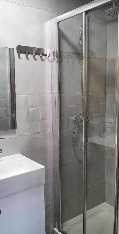 Double Room with Private Bathroom image 1