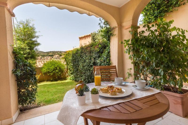 Pavoncelle - Appartamento a Villasimius con giardino privato a pochi passi dal mare Images