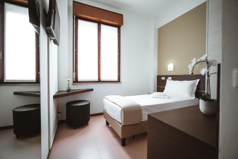 Single Room with Private Bathroom image 1