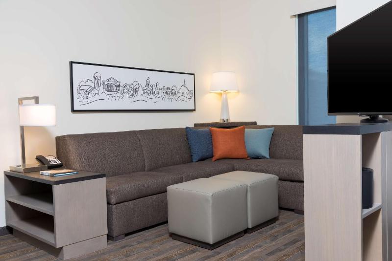 Hyatt House Austin/Downtown - image 32