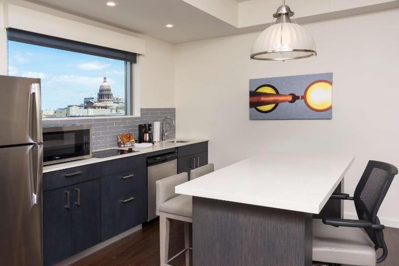 Hyatt House Austin/Downtown - image 26