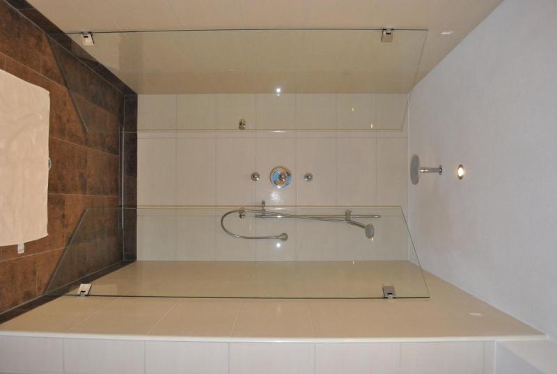 Deluxe Double Room image 2