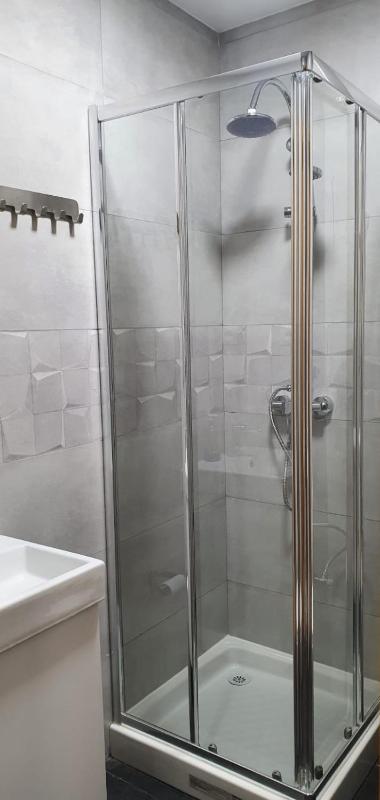 Double Room with Private Bathroom image 4