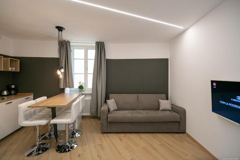 Superior Apartment with Balcony image 2