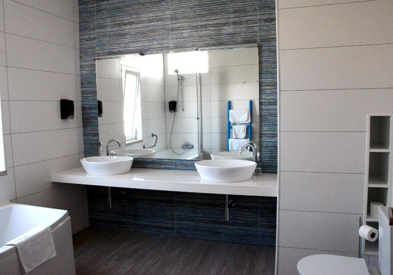 Superior Double or Twin Room image 1