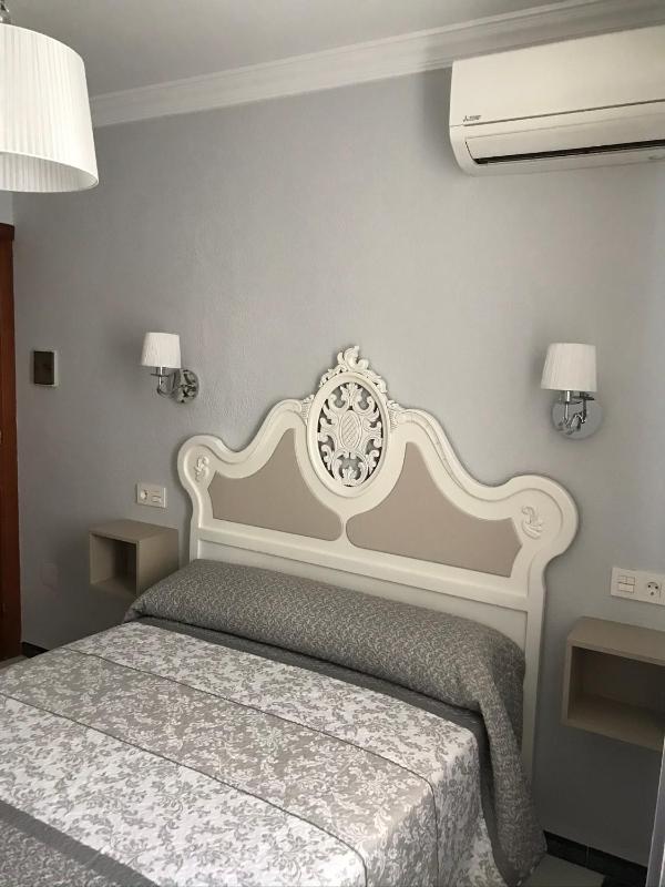 Double or Twin Room image 1