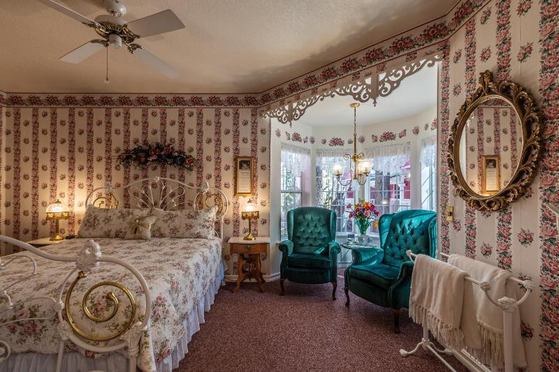 Apples Bed and Breakfast Inn - image 13