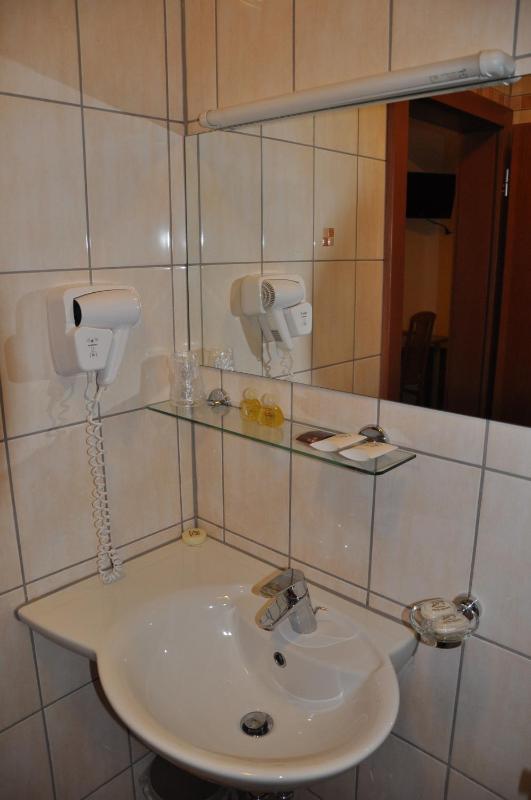 Double Room image 4