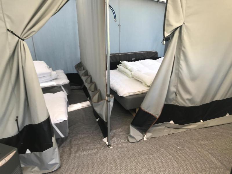Tent (5 Adults) image 4