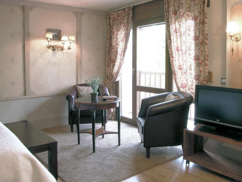 Superior Double Room image 4