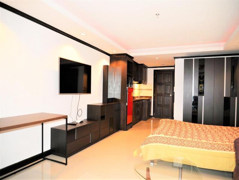 Angket condominium fully furnished 14th floor studio apartment - image 18