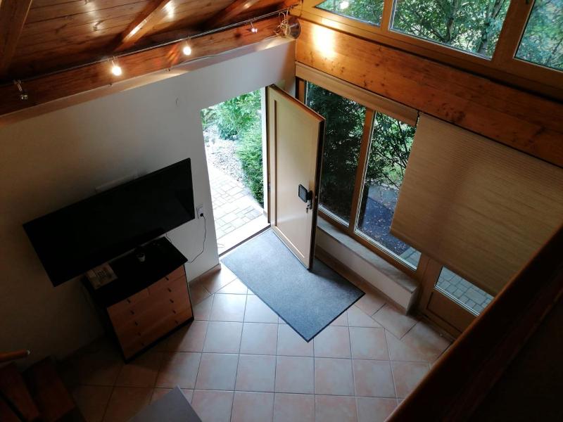 Family Room image 2
