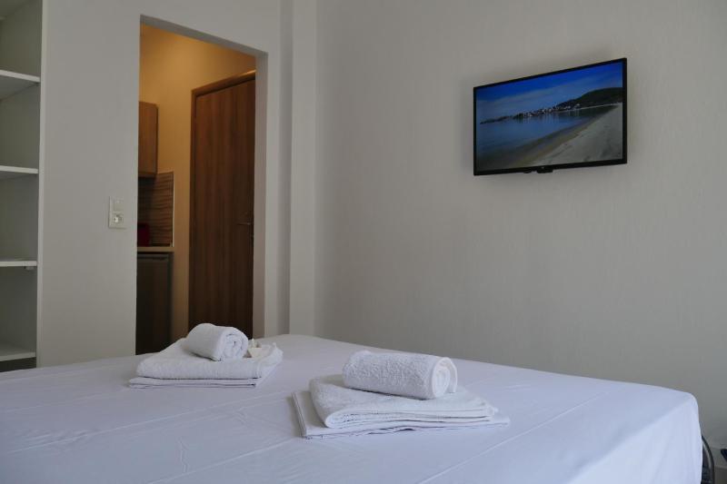 Studio with Sea View image 4