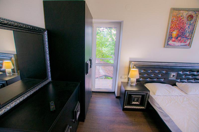 Superior Double or Twin Room with Terrace image 3
