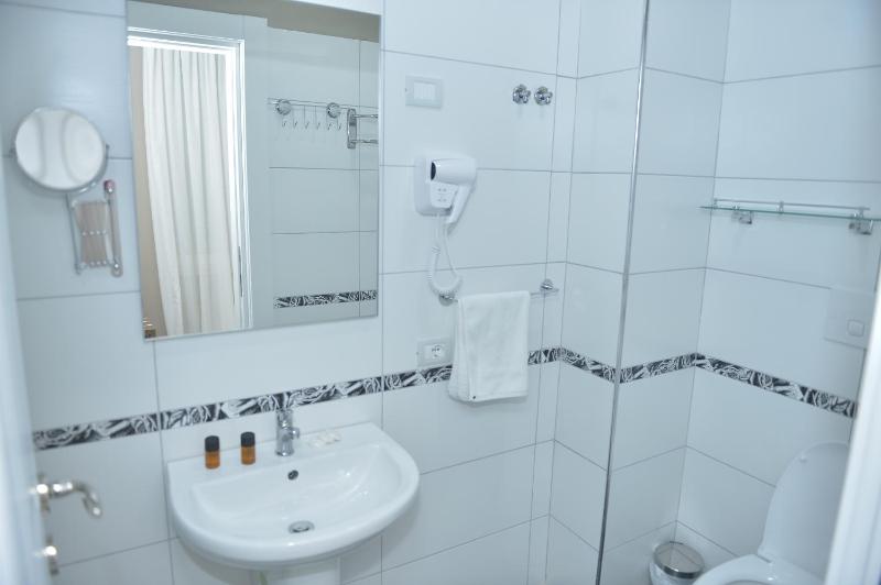 Triple Room with Mountain View image 1