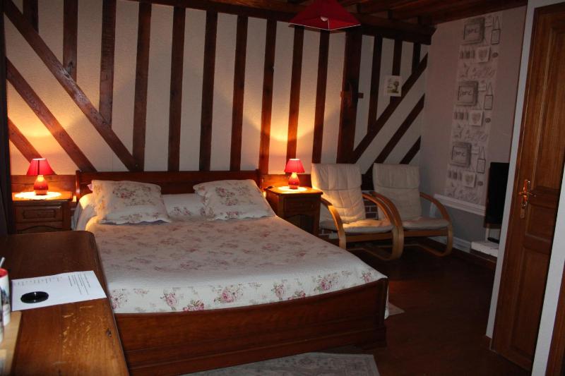 Double Room image 1