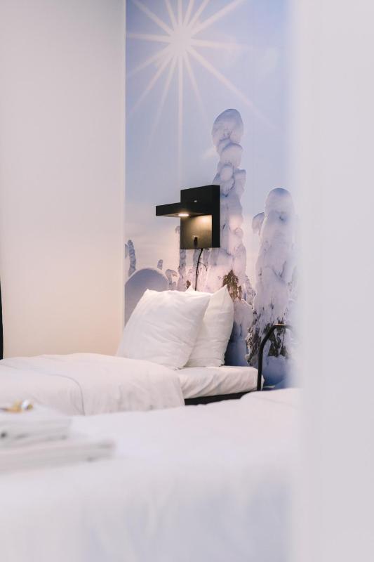 Double Room image 3