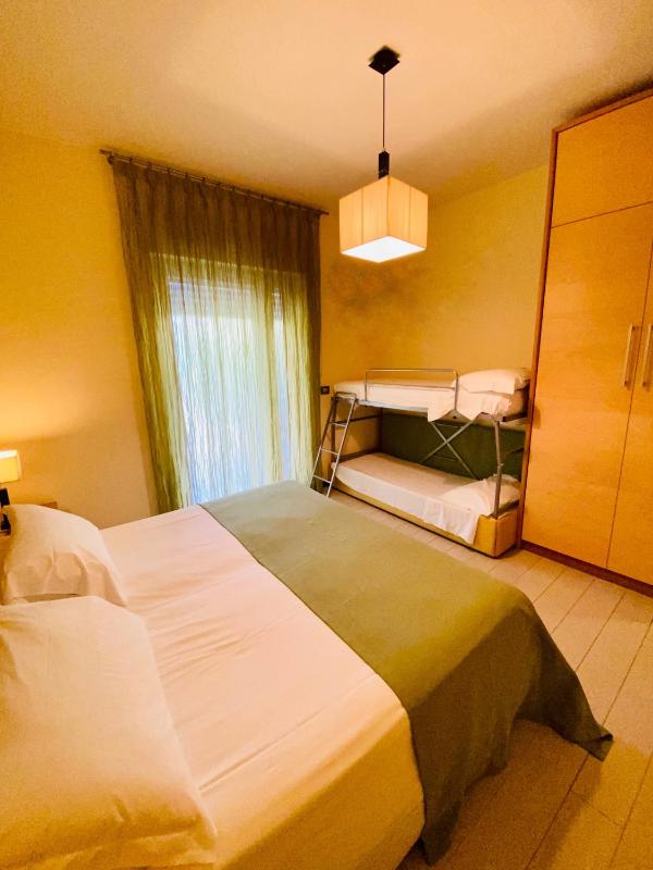 Quadruple Room image 1