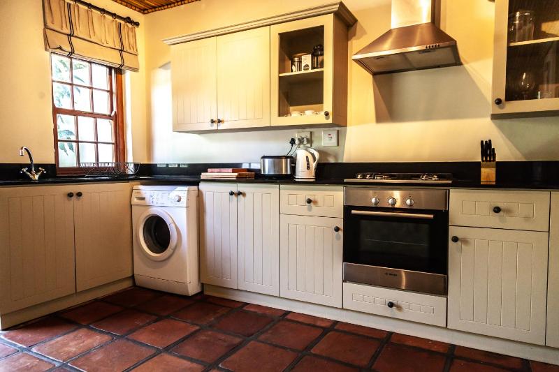 Navarre Farm Cottages - image 7
