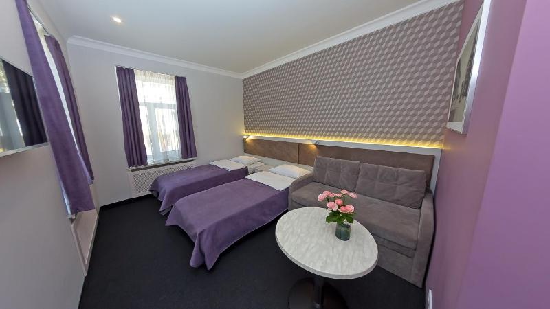 Superior Deluxe Double or Twin Room  image 3