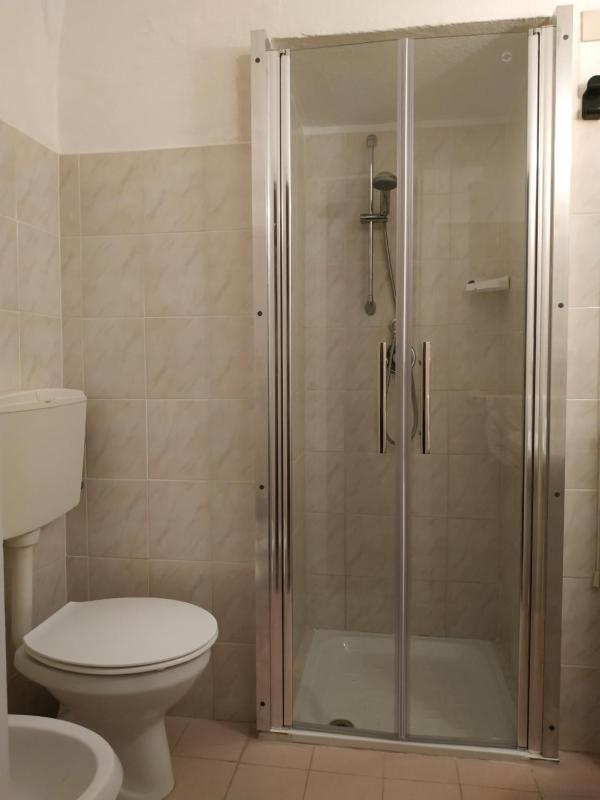 Double Room with Private Bathroom image 4