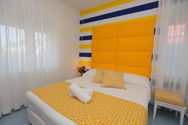 Superior King Room image 1