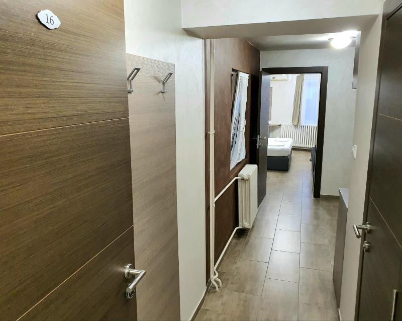 Triple Room image 2