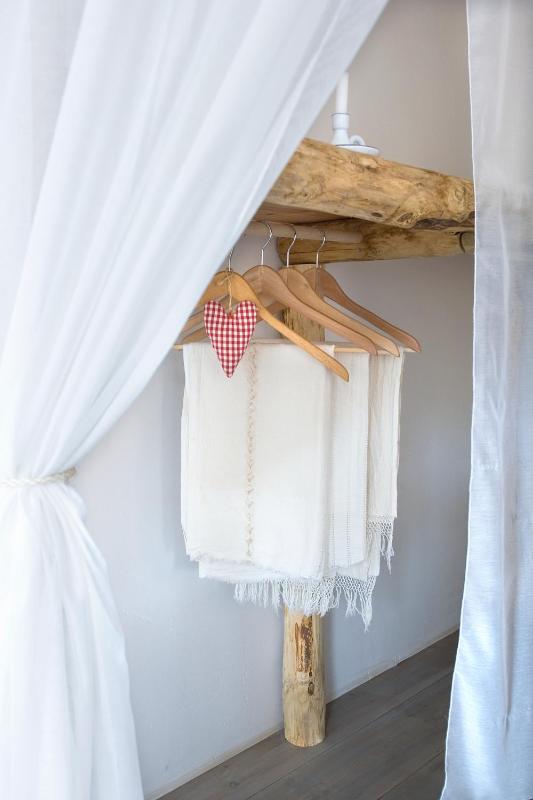 Studio Apartment - Ground Floor image 3