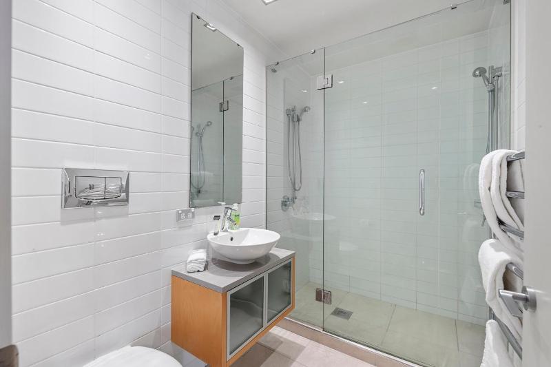 Waimahana Apartment 12 - image 18