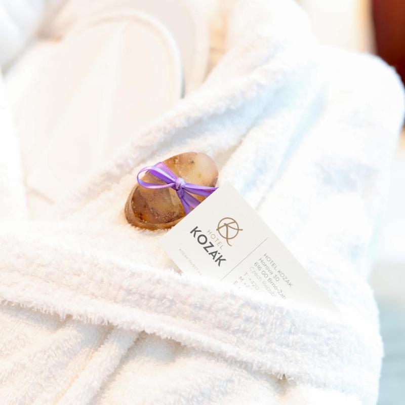 Standard Double Room image 3