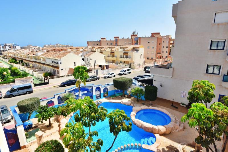 HE Cabo Roig Strip - image 10