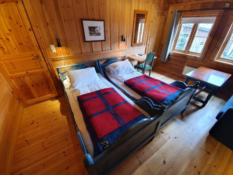 Standard Double or Twin Room image 3