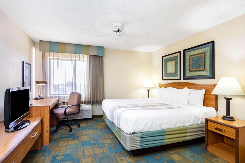 King Room - Mobility Access/Non-Smoking image 1