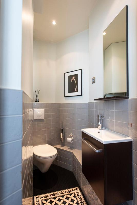 One-Bedroom Apartment image 3