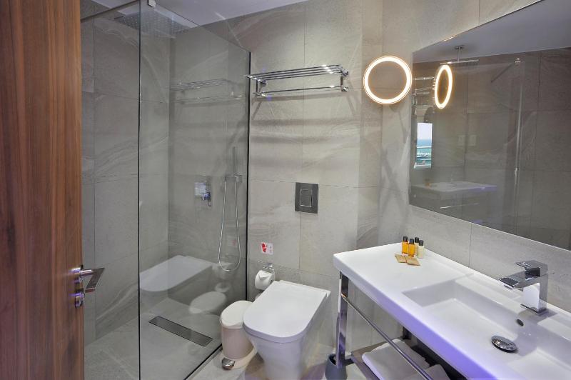 Superior Double or Twin Room image 2