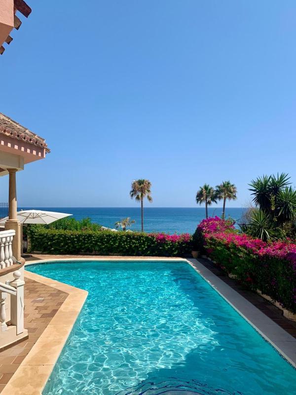 Villa Monterray, Royal Beach, Calahonda - Beach Front Villa Images