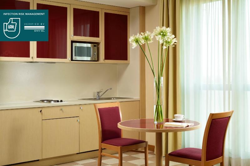 One-Bedroom Apartment image 2