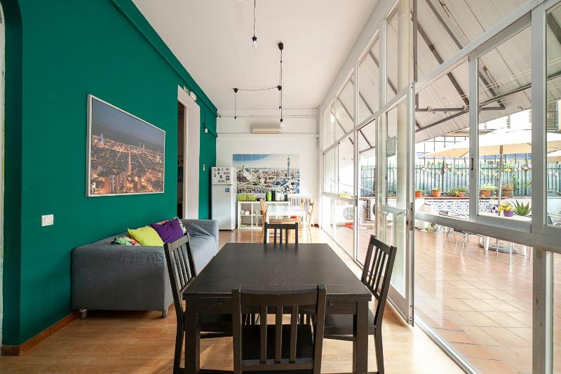 Fabrizzios Terrace Hostel - image 9