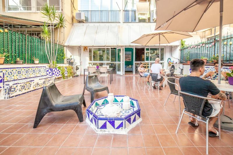 Fabrizzios Terrace Hostel - image 13