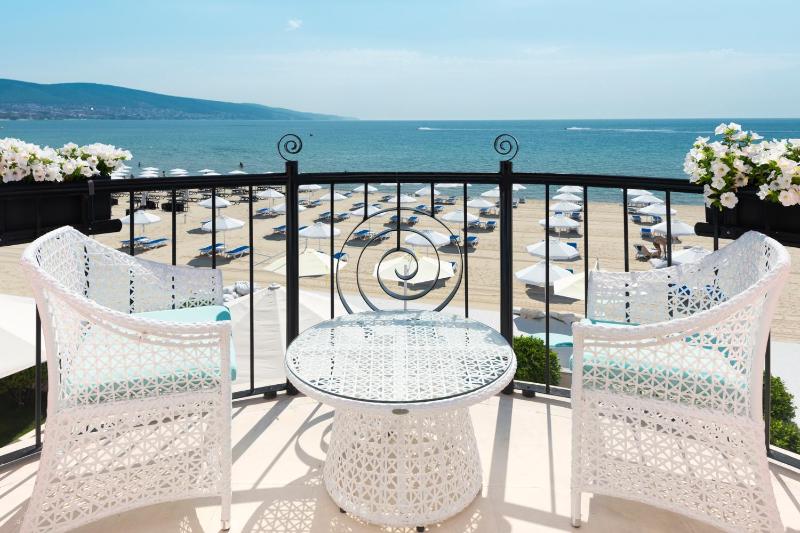 Hotel Residence Dune - Free Beach Access - image 9
