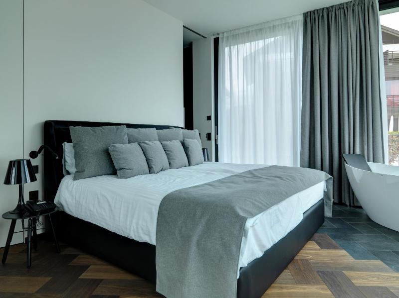 Loft Suite image 3