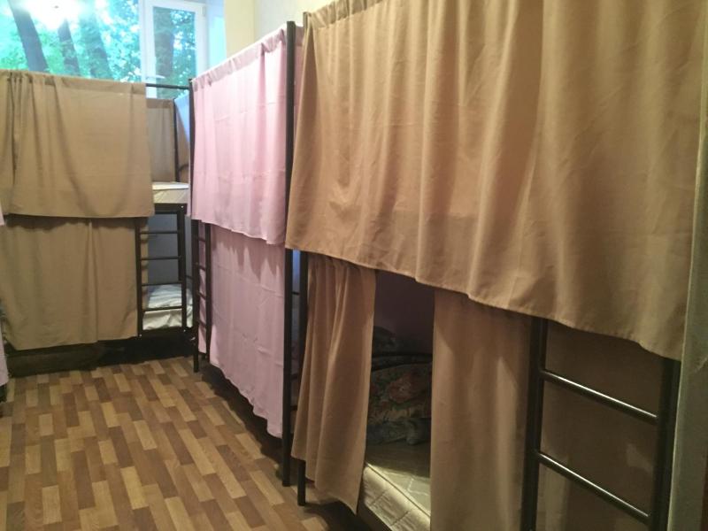 Bed in 8-Bed Dormitory Room image 1