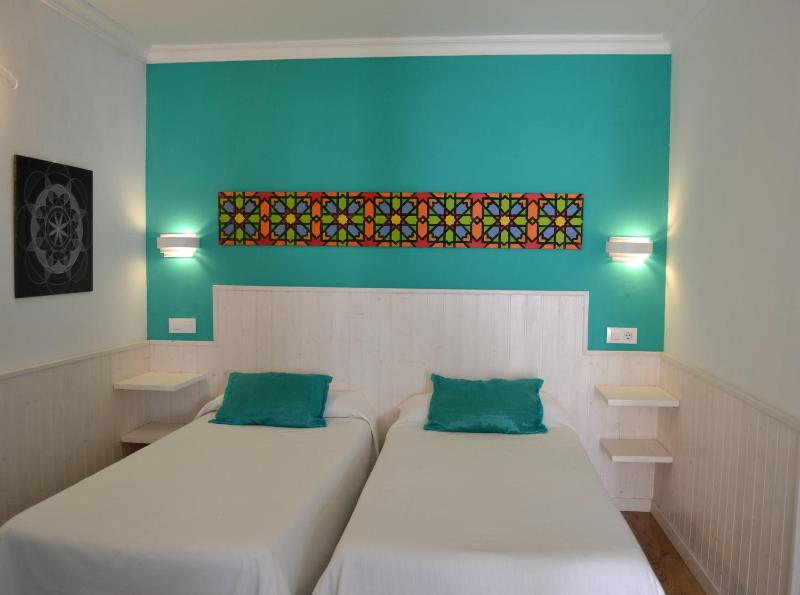Double or Twin Room image 2