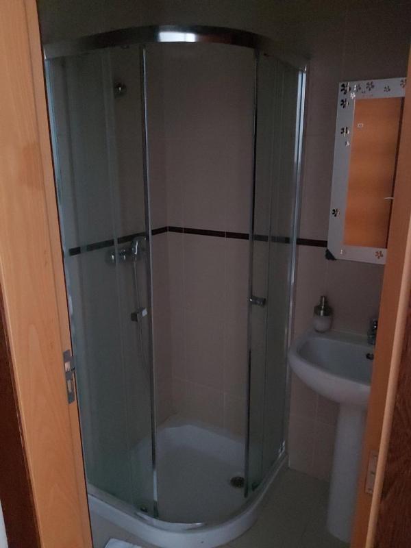 Quadruple Room with Shared Bathroom image 3