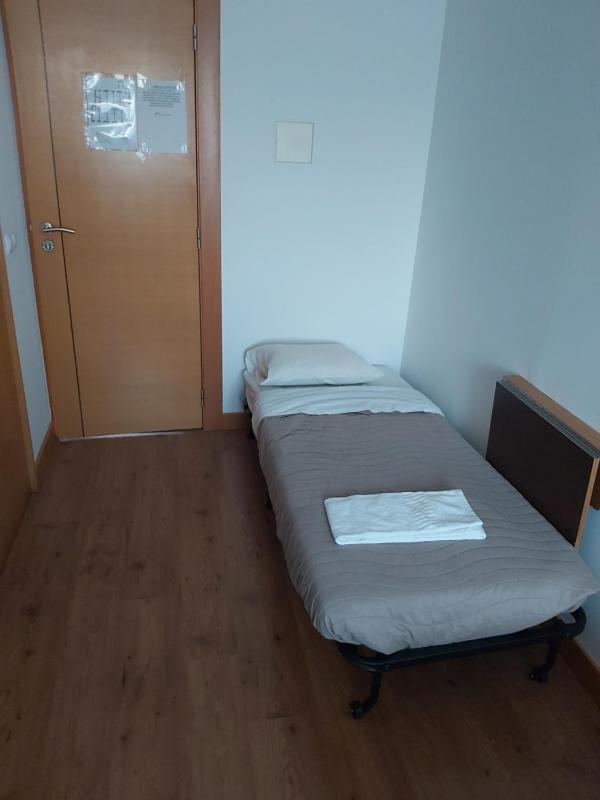 Triple Room with Private Bathroom image 2