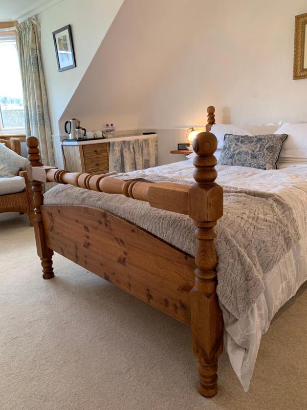 Double Room image 4