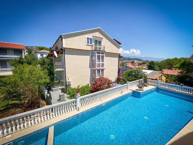Apartments Happy Island Rab - image 1
