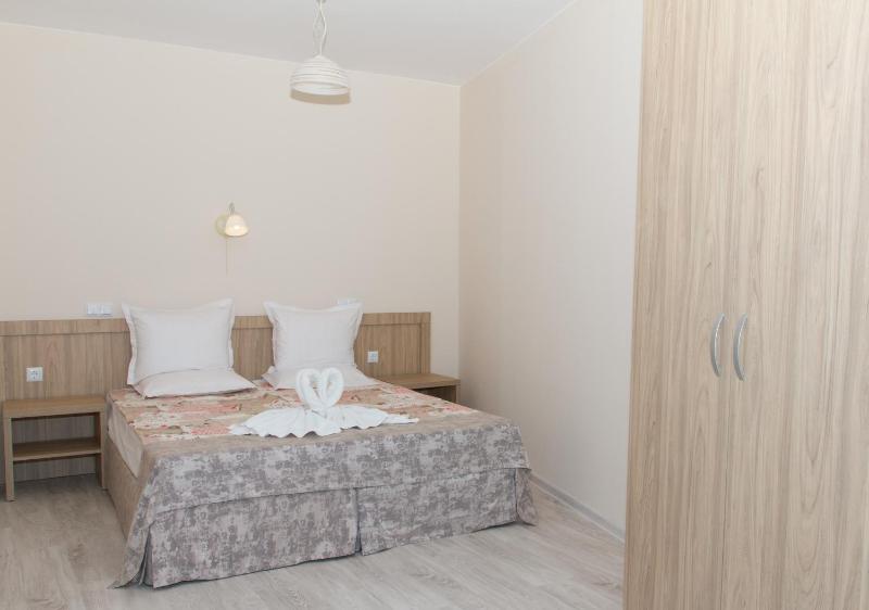 Studio with Sea View image 1