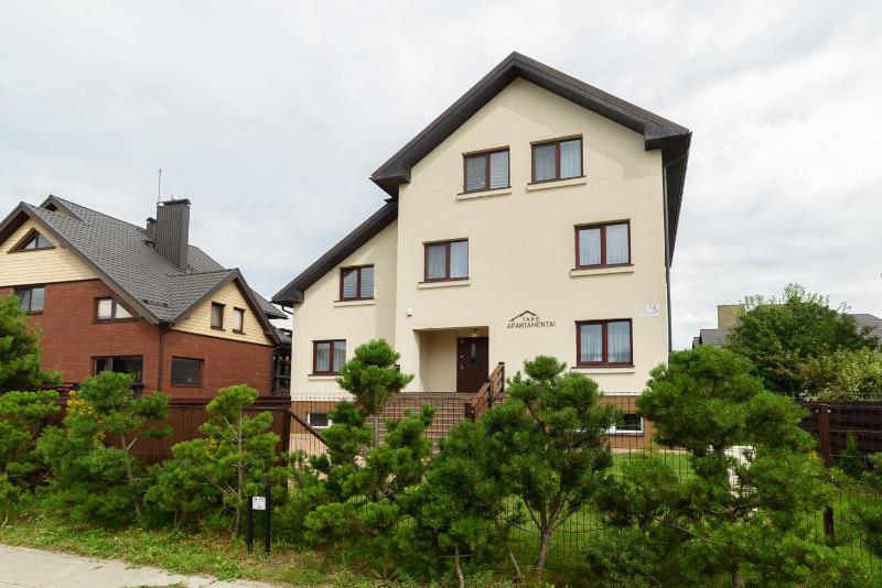 TAKO Apartments parking free - image 15