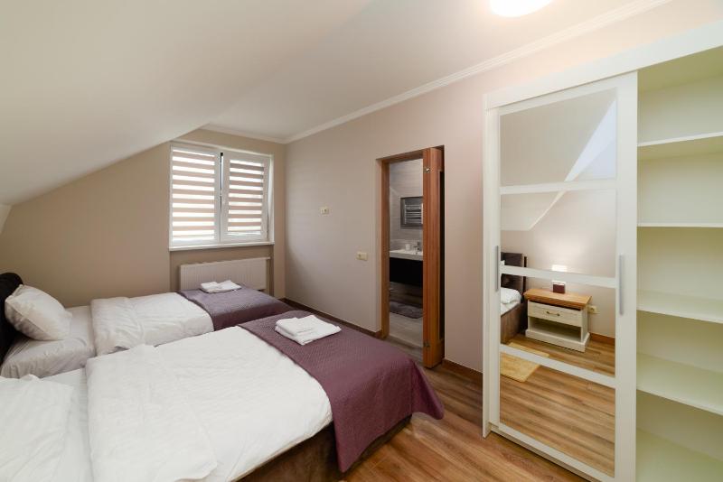 TAKO Apartments parking free - image 18